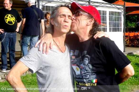 Le selfie qui tue : Ptiluc et Michel, une merveilleuse histoire d'amour !