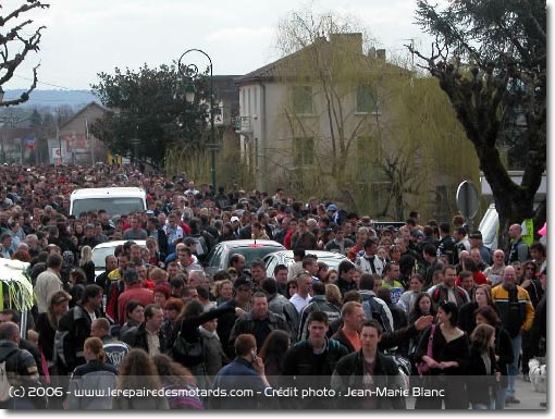 Foule à la Fête de la moto au Bugue