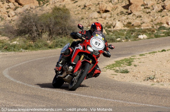 Le pilote du Repaire des Motards sur le rallye en Africa Twin