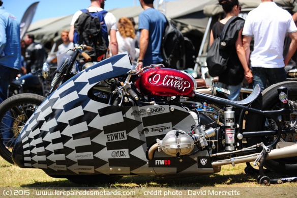 Préparation BMW victorieuse de la course des Wheels and Waves