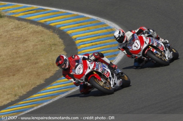 Roulage avec la moto de location