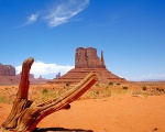 La main gauche, dans le parc de monument Valley (c) Huebi