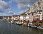 Dinant sur les bords de la Meuse (c) Marc Ryckaert