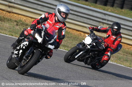 Stage moto sur piste