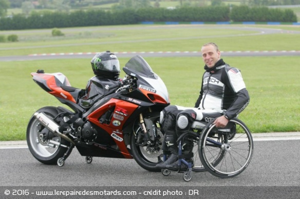 La GSXR de Stéphane avec ses vérins électriques