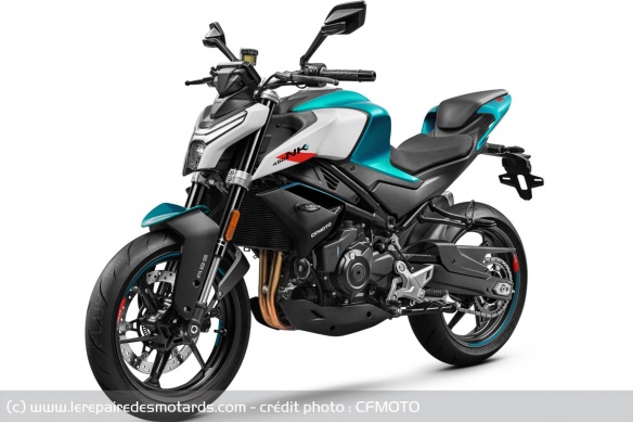 CFMOTO 450 NK 2024