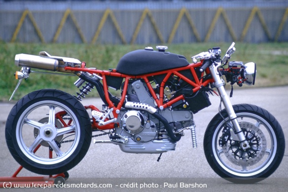 La Ducati MH900e à nu