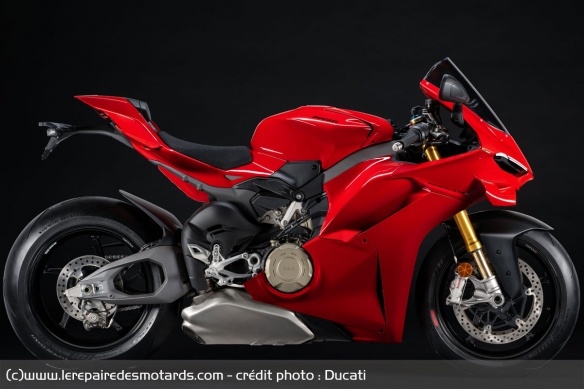 Ducati Panigale V4 S 2025