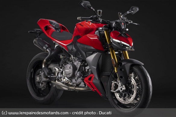 Ducati Streetfighter V2 S 2025