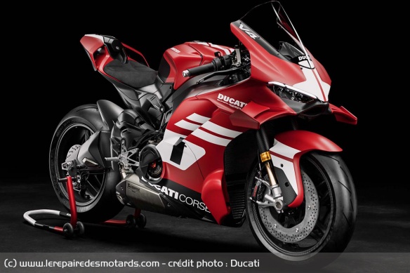 Ducati Superleggera V4 Centenario