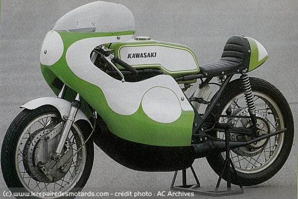 La Kawasaki H1R d'origine