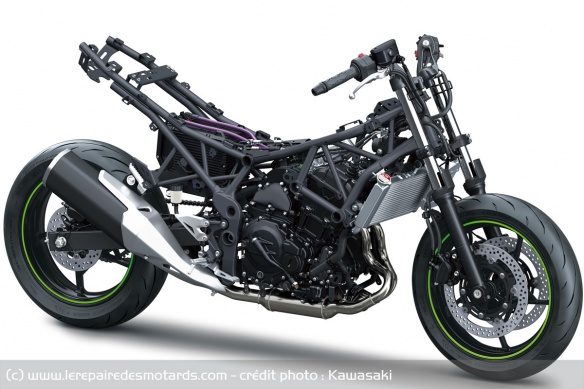 Châssis et motorisation de la Kawasaki Ninja 7 Hybrid