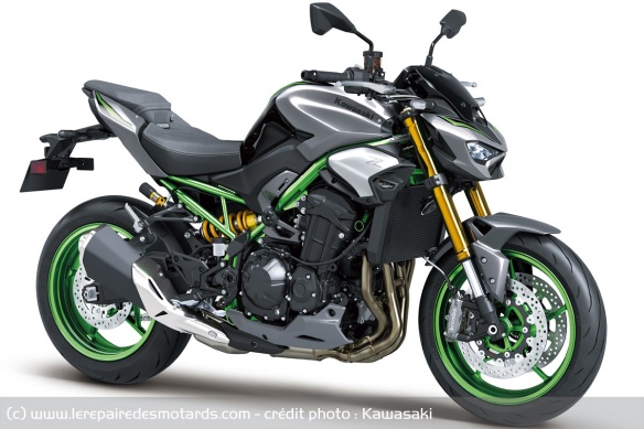 Kawasaki Z900 SE 2025
