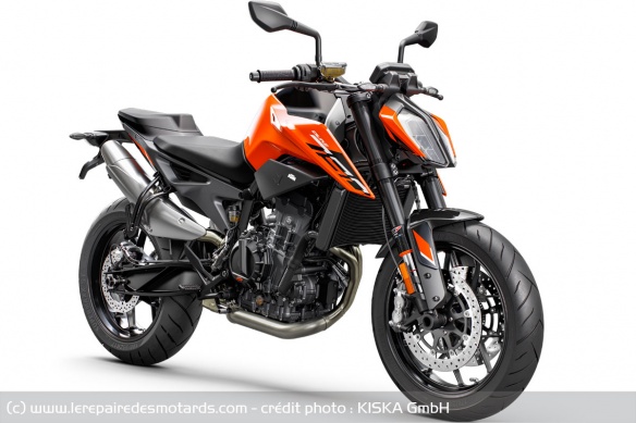 KTM 790 Duke L 2022