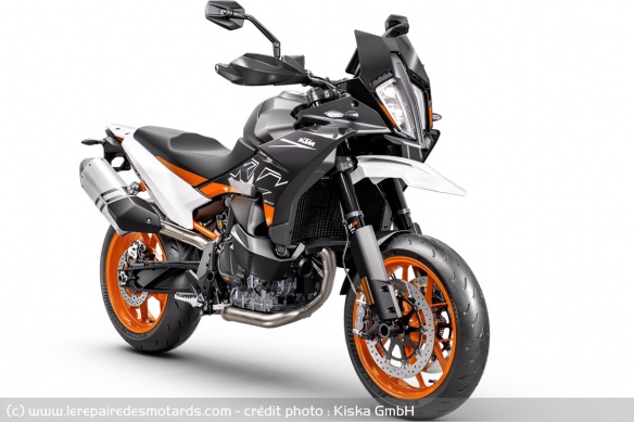 KTM 890 SMT 2023