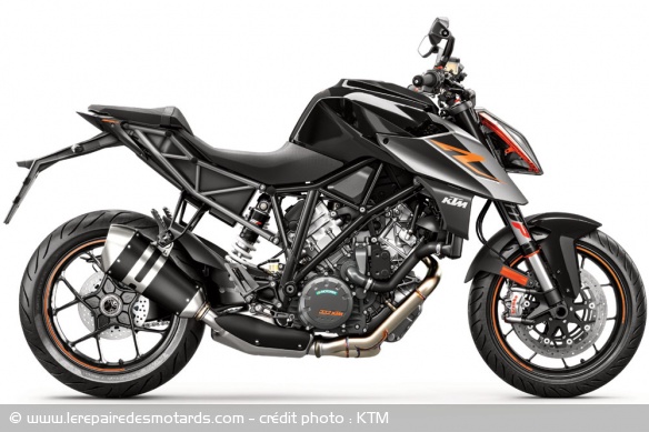 KTM 1290 Super Duke R 2017 KTM 1290 Super Duke R 2017