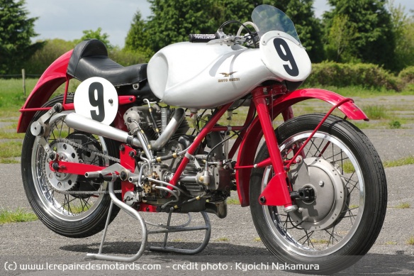 La Moto Guzzi 500 Bicilindrica de 1951 restaurée par le Sammy Miller Museum