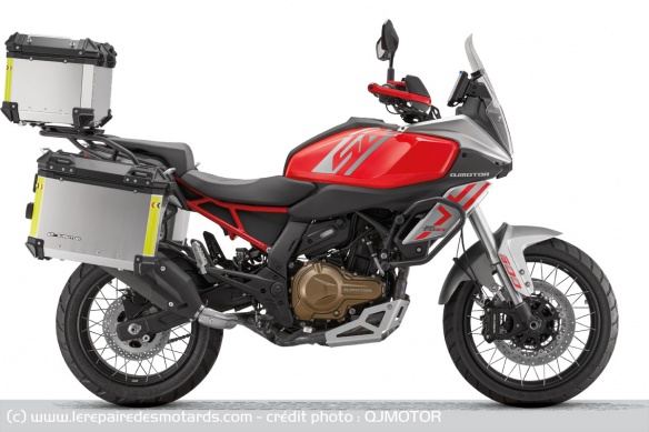 QJMOTOR SRT 600 SX Touring 2025