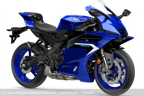 Yamaha R9 2025