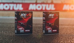 Huile moteur Motul 300V