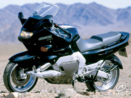 Yamaha 1000 GTS