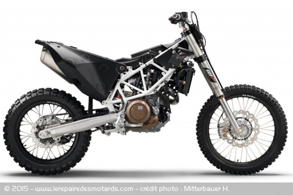 Husqvarna 701 Enduro - conception solide et poids minimal Husqvarna 701 Enduro - conception solide et poids minimal