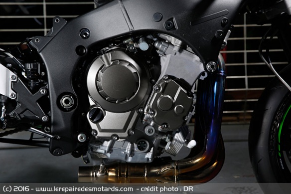 4 cylindres Kawasaki ZX-10R