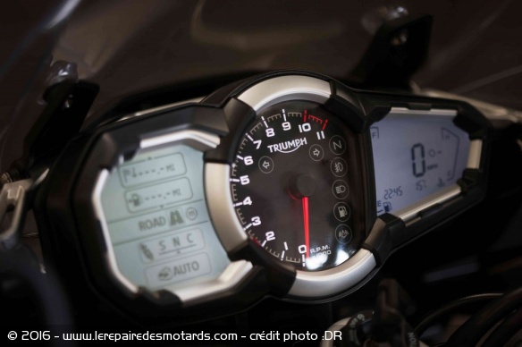 Technique des Triumph Tiger Explorer : tableau de bord
