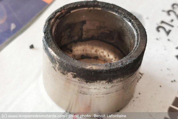 Piston sale de l'trier de frein 