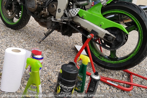 Tous les produits pour bien nettoyer la moto
