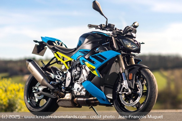 Le roadster BMW S 1000 R Le roadster BMW S 1000 R
