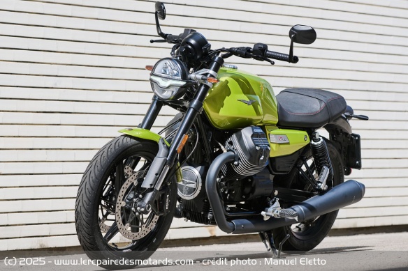 La Moto Guzzi V7 Sport La Moto Guzzi V7 Sport