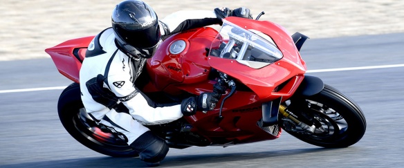 Essai sportive Ducati Panigale V4 S