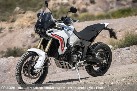 Le trail Ducati DesertX V2