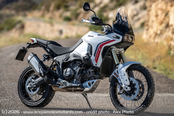 Essai de la Ducati DesertX V2