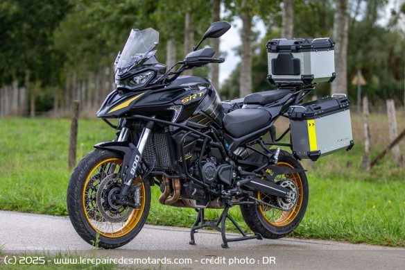 La QJMOTOR SRT 900 SX Touring