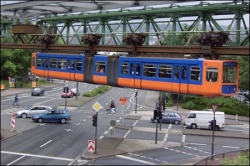 Monorail suspendu en Allemagne