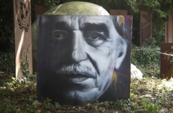 Peinture de l'écrivain Gabriel Garcia Marquez à la demeure du chaos