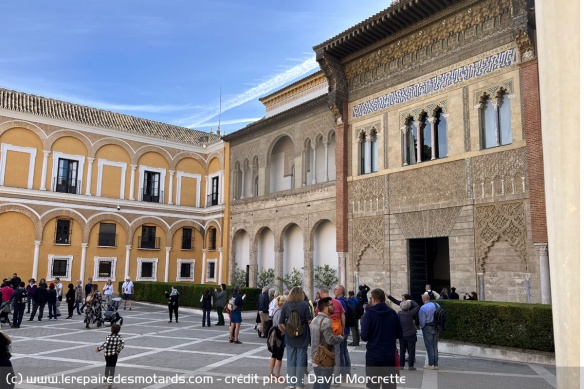 L'Alcazar L'Alcazar