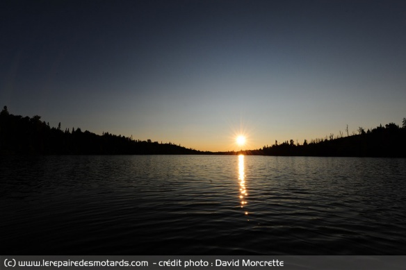 Coucher de soleil dans les Boundary Waters Canoe Area Wilderness