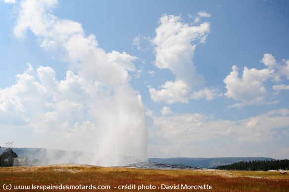 le geyser Old Faithfull