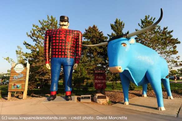 Paul Bunyan et la vache bleue à Bemidji