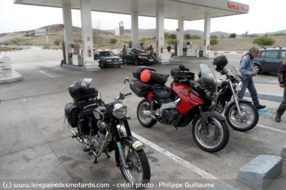 Station service d'autoroute