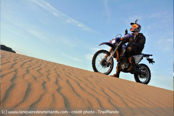 Un cordon de dunes sorti de nulle part pour gouter aux joies du sables sans avoir à affronter le terrible désert de Gobi