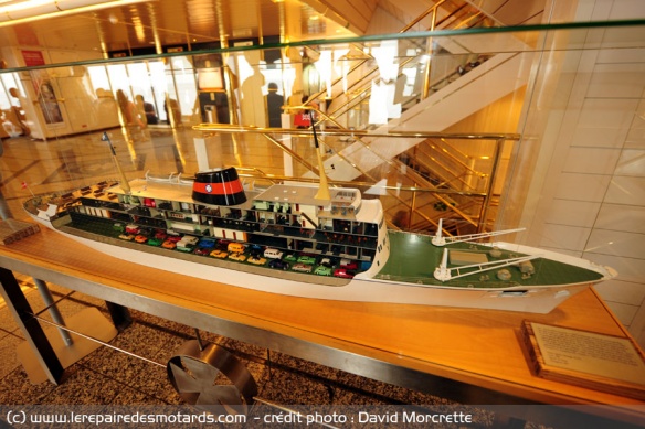Le Crown Seaways