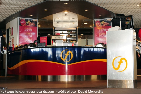 La cafétéria du Ferry Fjordline