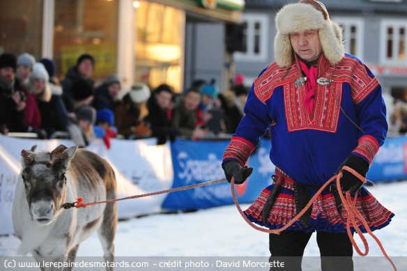 Costume traditionnel Sami