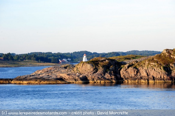 Phare dans les fjords