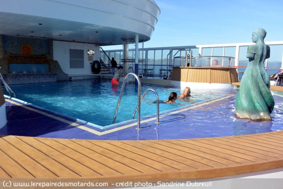 Piscine et bains bouillonnants sur l'Hurtigruten