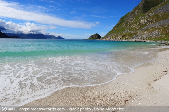 Plage de sable fin a Haukland aux lofoten
